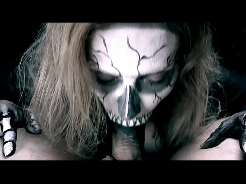 ❤️ Ragazza demonia chì succhia u cazzo cù a so bocca nera è ingoia cum. Porno fb à noi % co.pornmega-com.ru% ❤